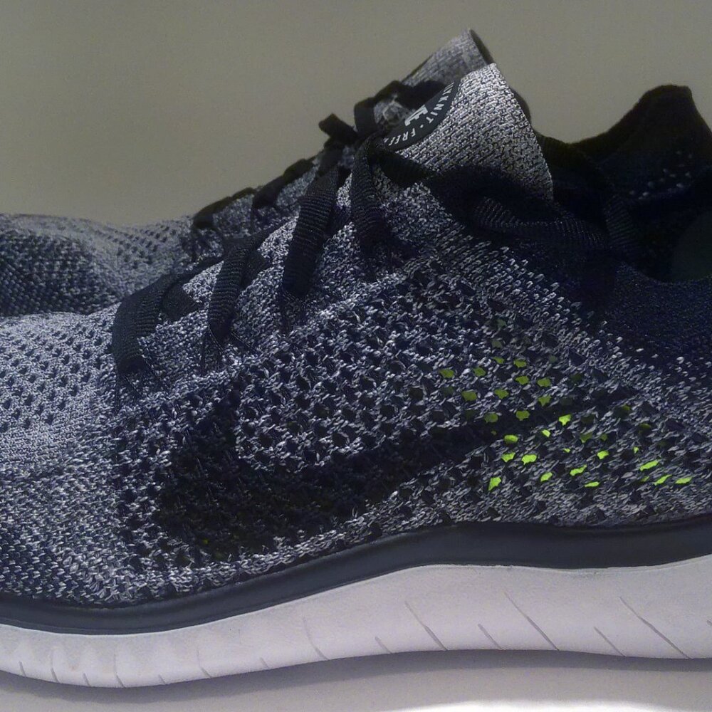 Men's Nike Shoes Size 10 Free Rn Flyknit 2018 White Black - 942838-101 New